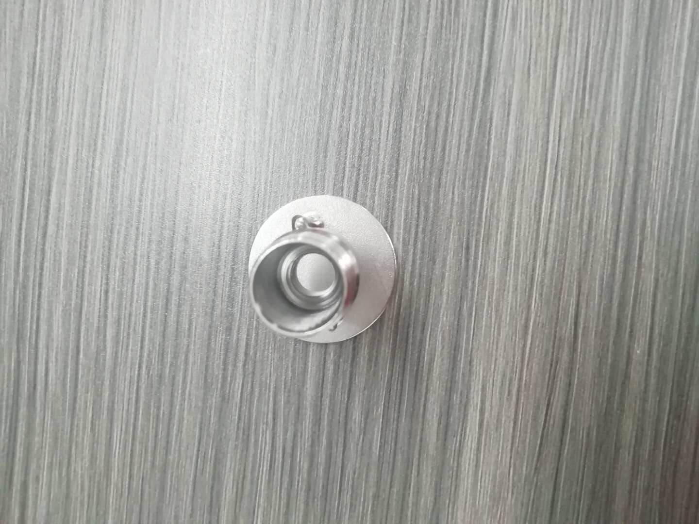 托盘喷嘴