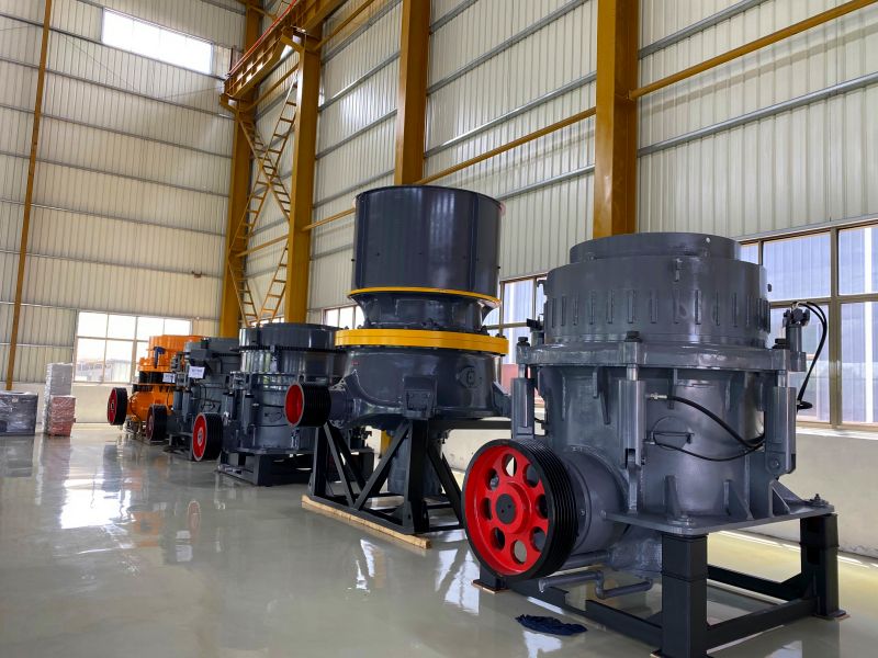 如何防范圆锥破碎机漏油？