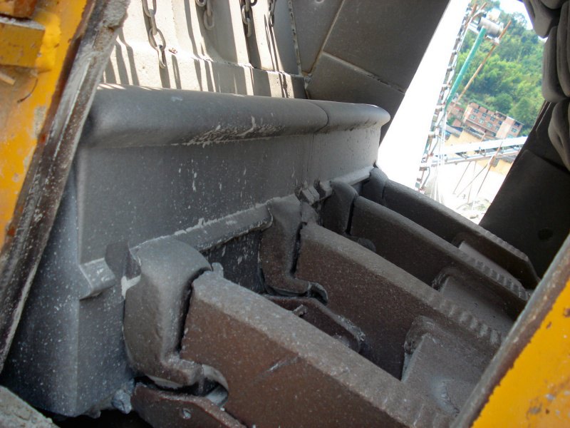 反击式破碎机转子维护